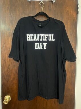 Beautiful day tee
